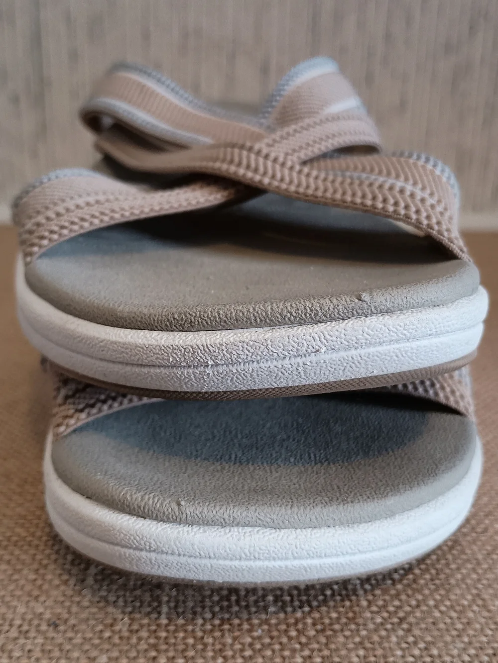 Clarks Cloudsteppers  Mira Isle  Comfort Slide Sandals Sz 9.5